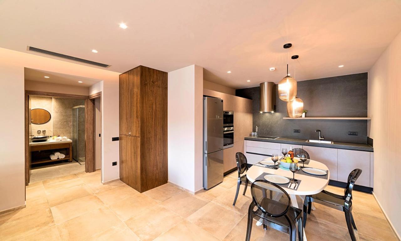 Sissi Lux Villas Exteriör bild