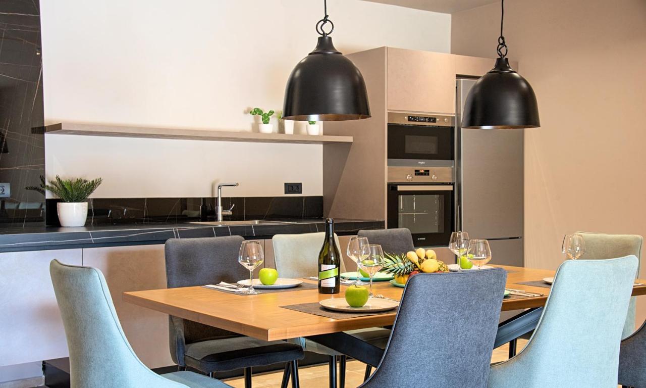Sissi Lux Villas Exteriör bild